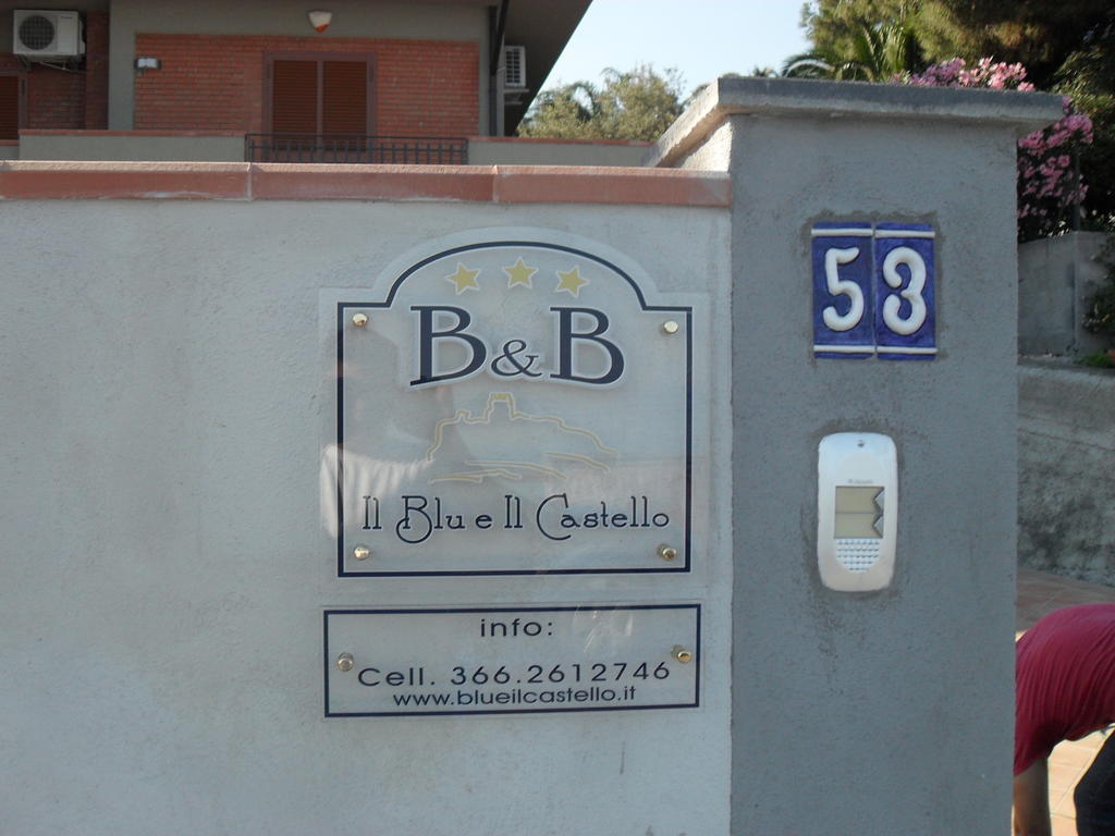 B&B Blu E Il Castelloアーチ・カステッロ エクステリア 写真